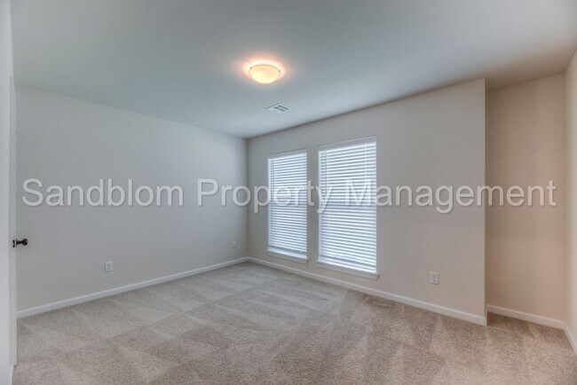 Building Photo - For Lease | East Tulsa - BA Schools | $189...