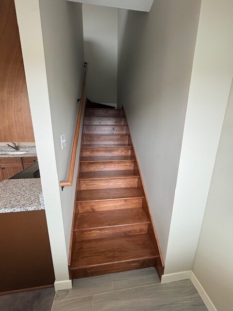 Building Photo - 300 N Independence St