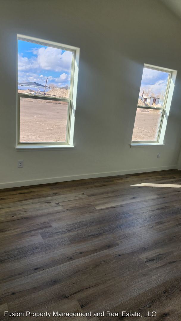 Building Photo - 3 br, 2 bath House - 389 Hidden River Drive