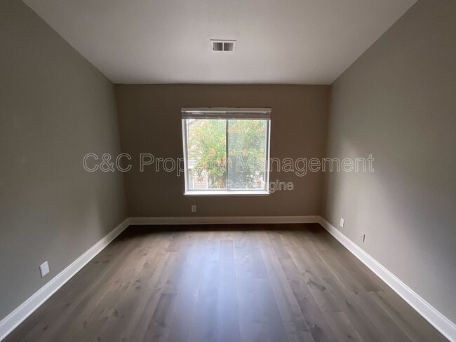 Building Photo - 6221 Barb Werner Ln