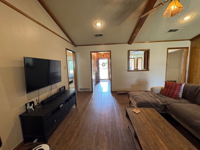 Building Photo - Available July 10th with storage shed & all appliances included!