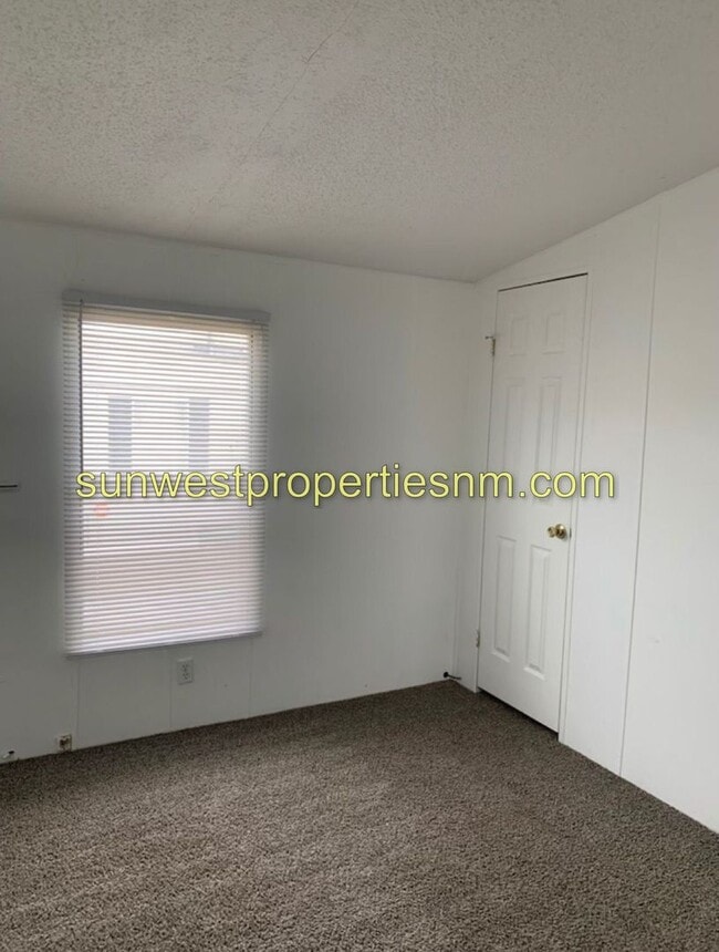 Building Photo - 3 Bedroom, 2 Bathroom Mobile Home