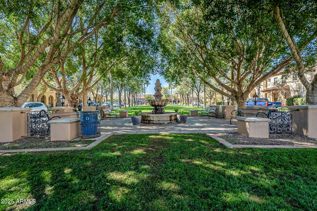 Building Photo - 3142 N Clanton St