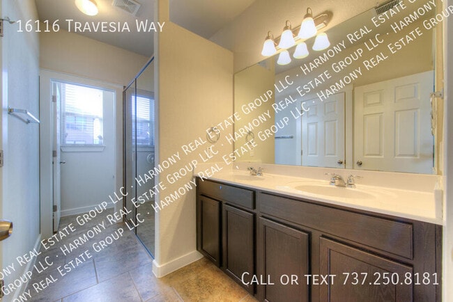 Building Photo - 16116 Travesia Way