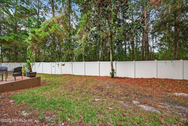 Building Photo - 655 Scrub Jay Dr