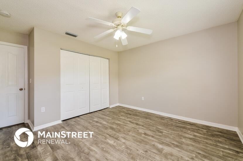 Building Photo - 7527 42nd Ct E