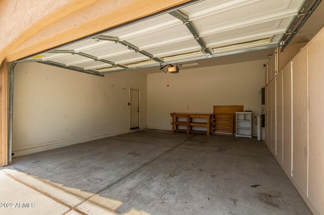 Building Photo - 13582 S 184th Ave