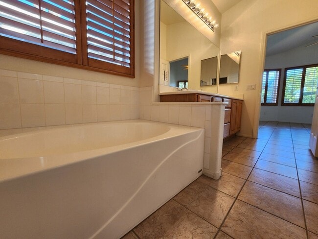 Building Photo - Charming Single-Story Pulte Home in a corner lot. 0