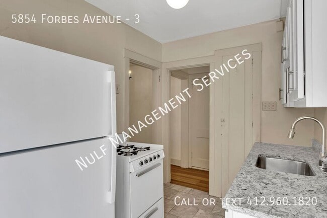 Building Photo - 5854 Forbes Ave