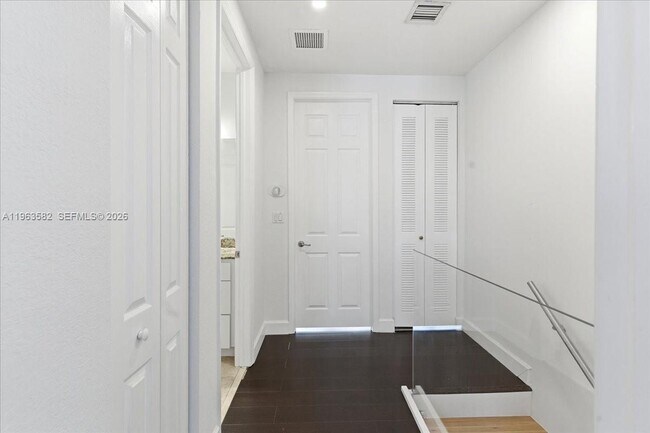 Building Photo - 7743 SW 99th St