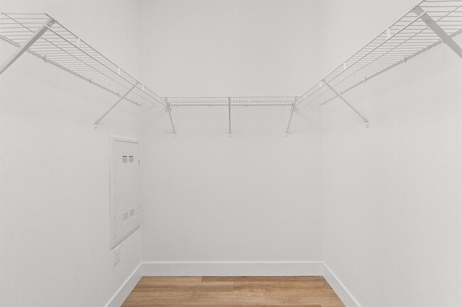 Building Photo - 4315 S Congress Ave