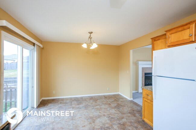 Building Photo - 1507 NW High View Dr