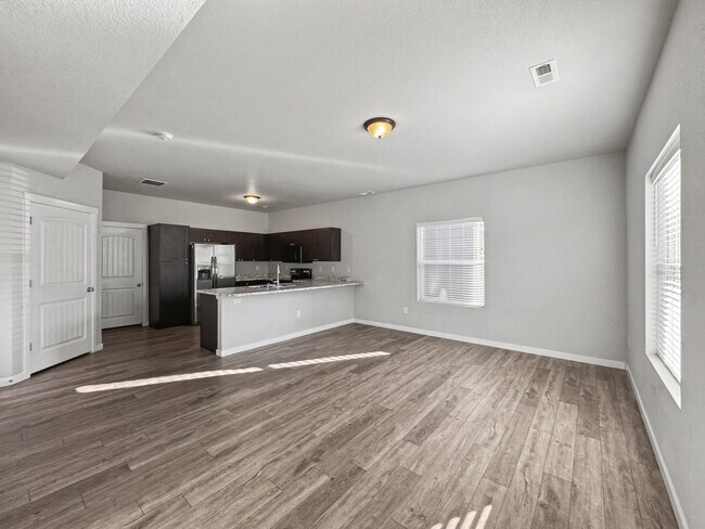 Building Photo - 4668 Ports Down Ln