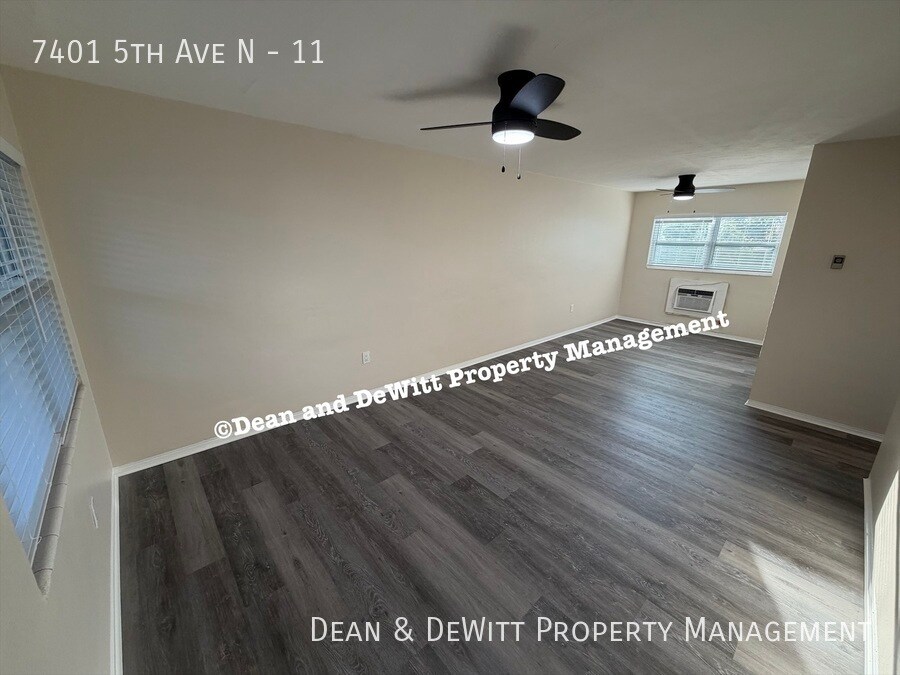 Building Photo - 1 Bed/1 Bath - Unit 11