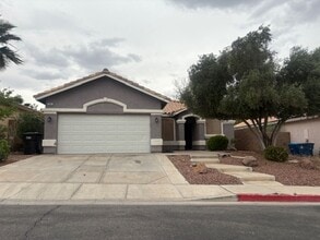 Building Photo - one story house with 3 bedrooms