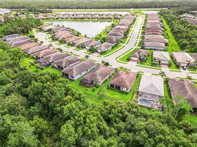 Building Photo - 20765 Swallowtail Ct