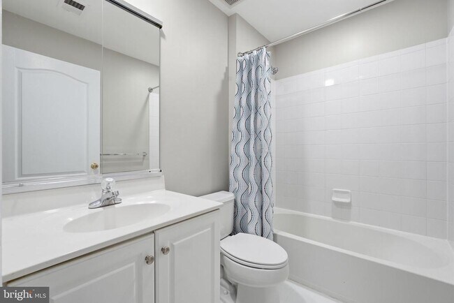 Building Photo - 25196 Whippoorwill Terrace