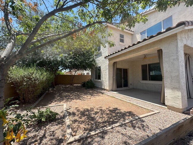 Building Photo - COMING SOON! LYONS GATE 5 BDRM + LOFT W CO...