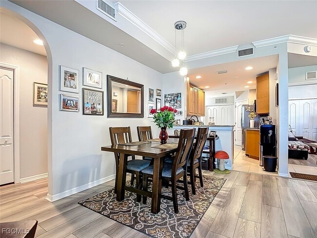 Building Photo - 11971 Champions Green Way