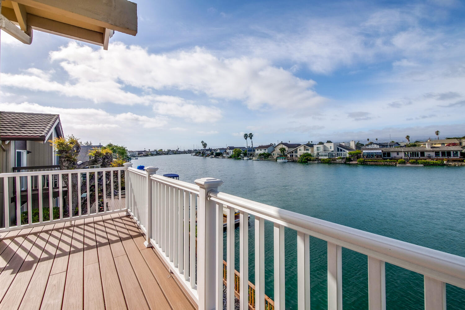 Building Photo - 255 Shearwater Is