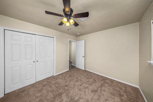 Building Photo - 1702 NW 45th St