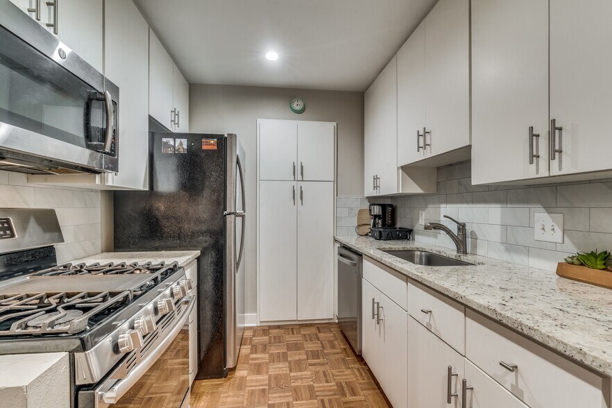 Remodeled Kitchen - 3503 Clawson Rd