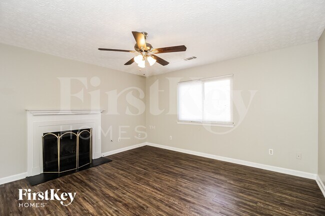 Building Photo - 3560 Sweetgum Ln