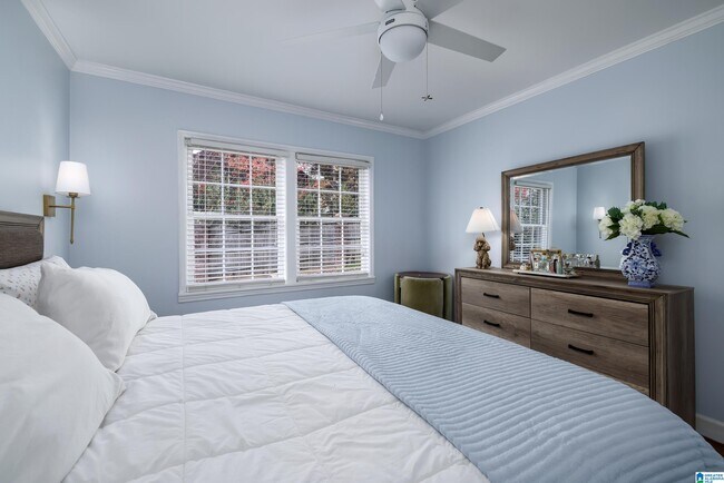 Building Photo - 2640 Montevallo Rd