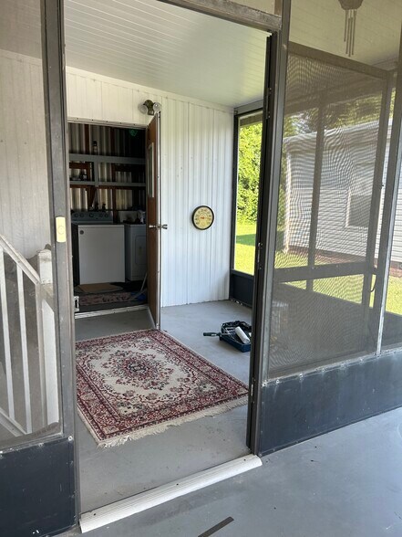 Building Photo - 5533 Williamsburg Ln