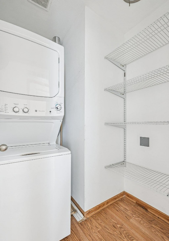 Building Photo - 6810 S 182nd Ct