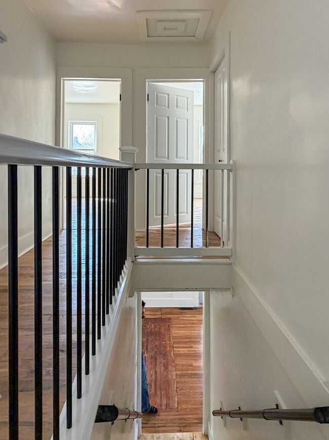 Building Photo - 336 W 29th St