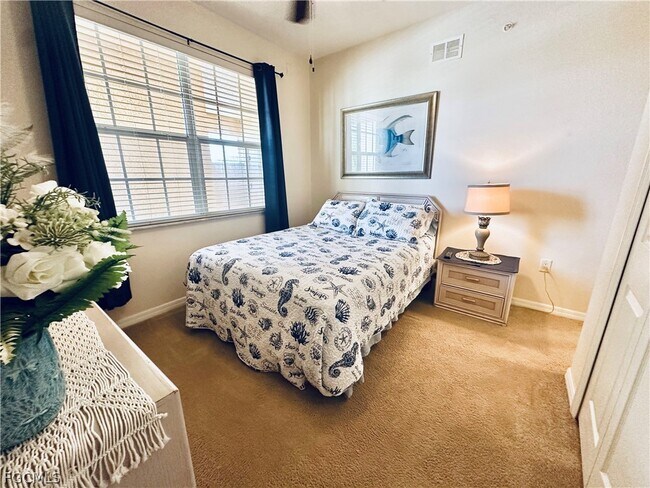 Building Photo - 1133 Van Loon Commons Cir