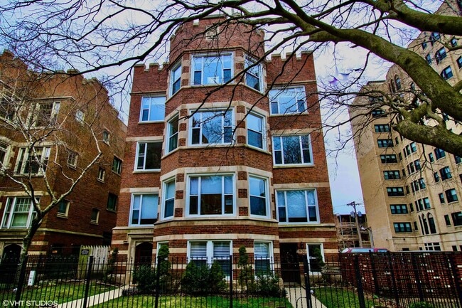 Primary Photo - 5120 S Kenwood Ave