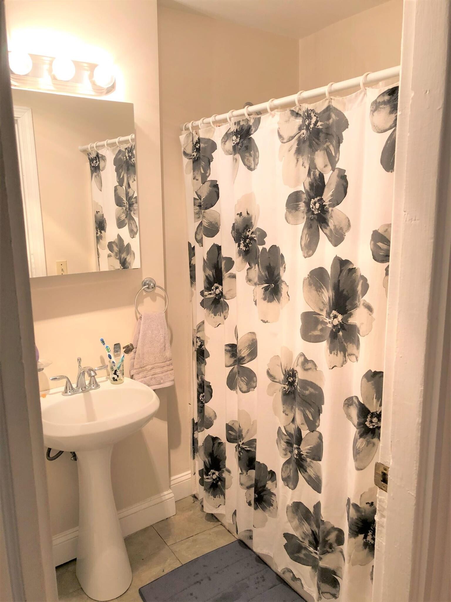 Building Photo - 279 Pearl St