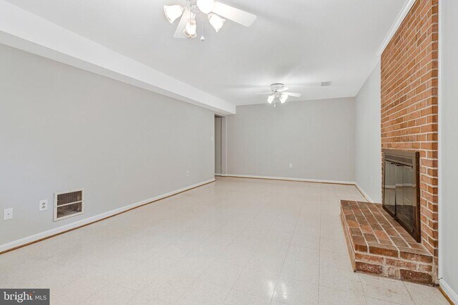 Building Photo - 4329 Mount Vernon Memorial Hwy