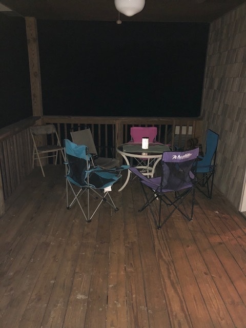 Building Photo - Large 1BR/1BA Barn Apt in LC, country setting near lake