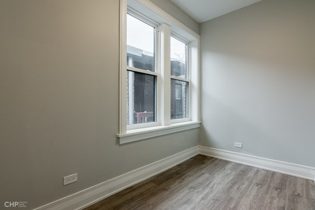 Building Photo - 2318 W Thomas St