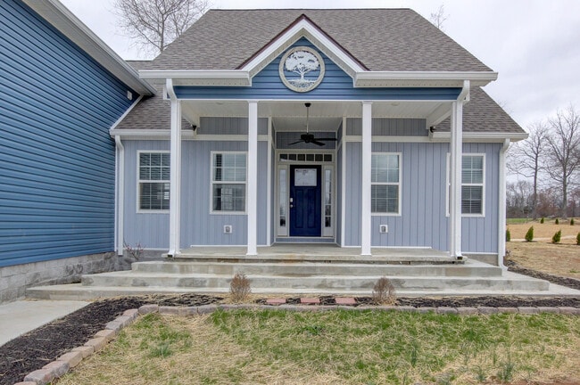 Building Photo - 127 Riverbend Dr