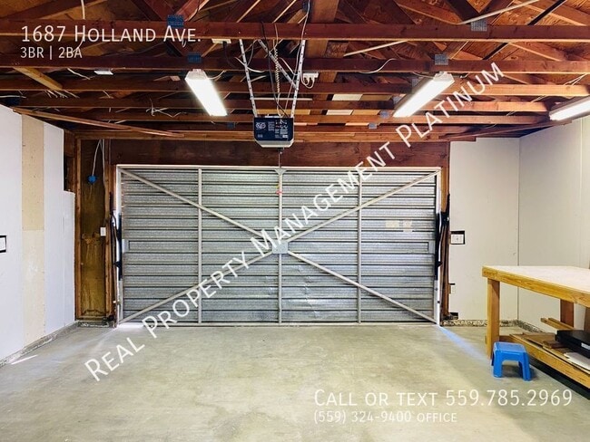 Building Photo - 1687 Holland Ave
