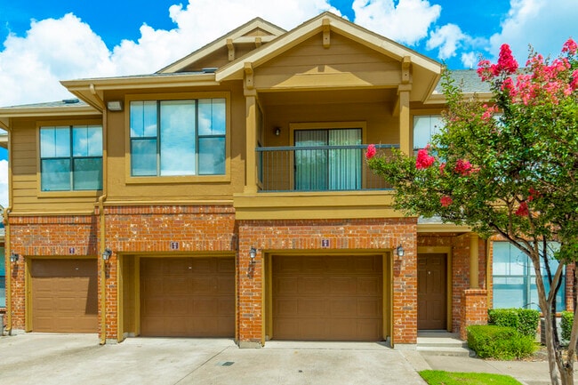 Building Photo - Desoto Ranch