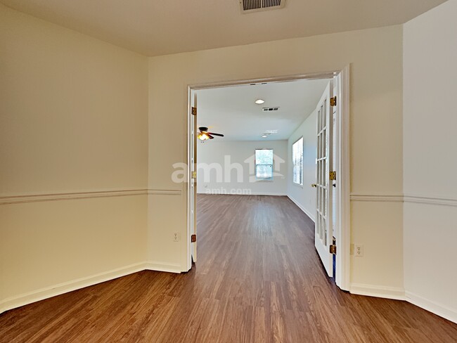 Building Photo - 6449 Sterchi Village Blvd