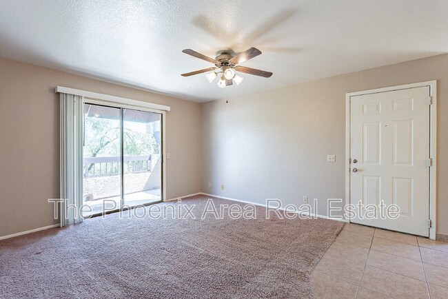 Building Photo - 16657 E Gunsight Dr