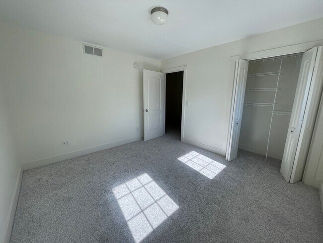 Building Photo - 4774 Shade Leaf Ln