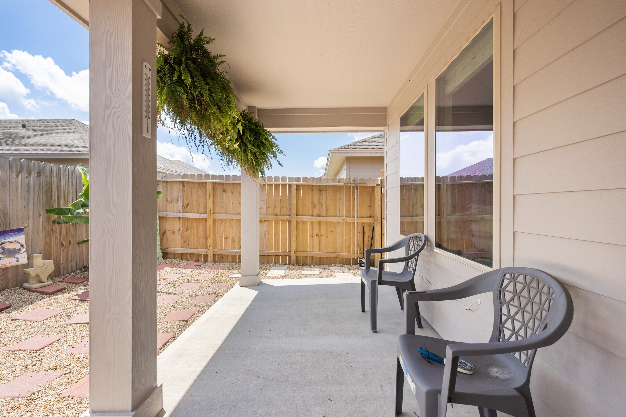 Building Photo - 2318 Delightful Ln