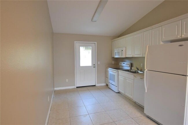 Building Photo - 4406 Mango Terrace