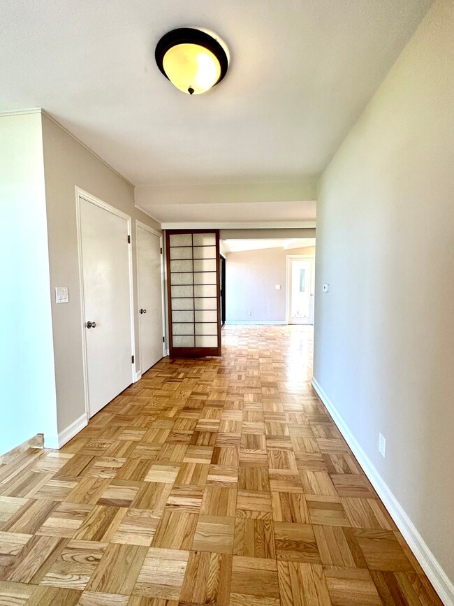 Building Photo - 1316 Granvia Altamira