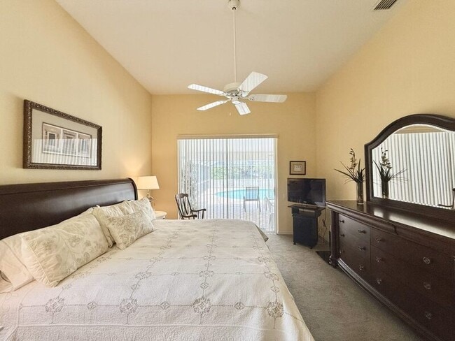 Building Photo - 8724 Ashbury Dr