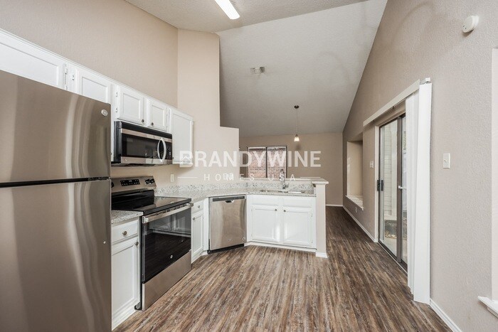 Building Photo - 926 Gable Ave