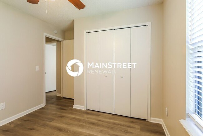 Building Photo - 3 Bedroom Pet-Friendly Home in Middleburg,...