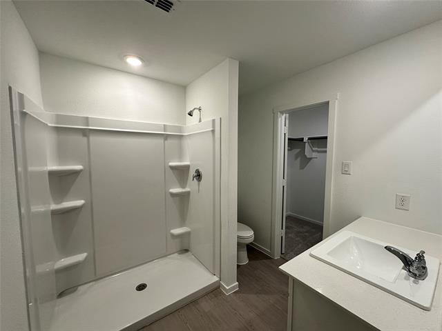 Building Photo - 6500 Longspur Ln